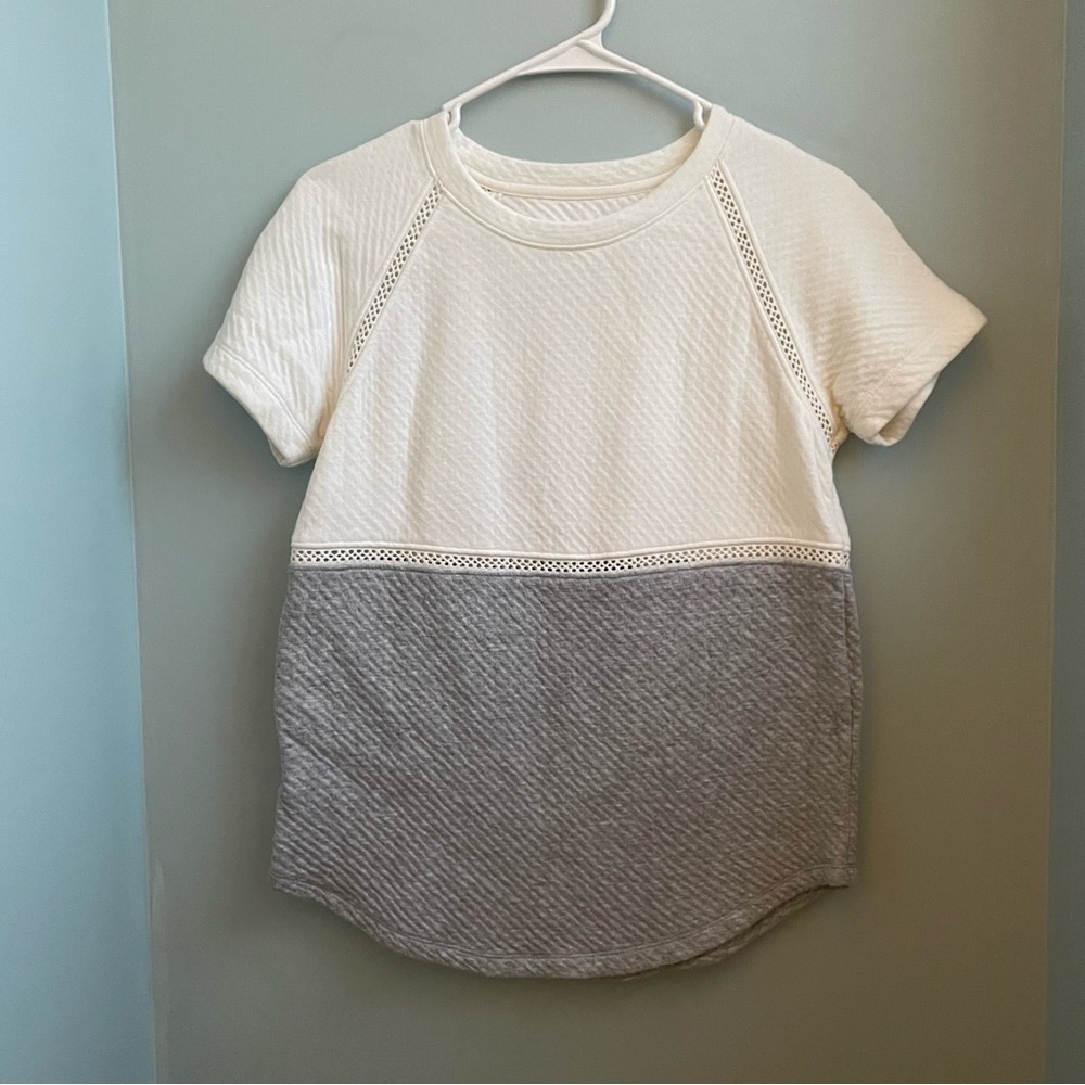Lou & Grey Blouse. Size XS.